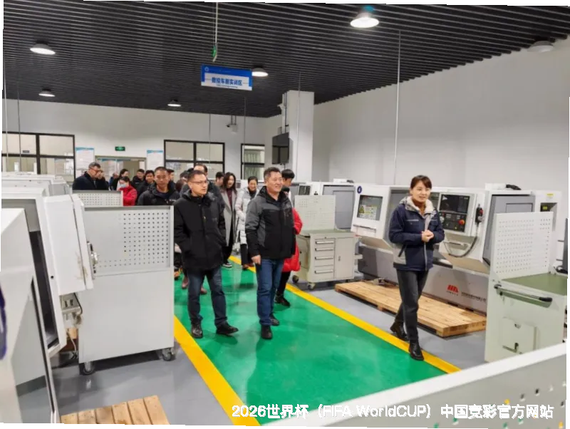 核心团队与专业资质